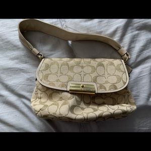 Women’s Coach shoulder bag